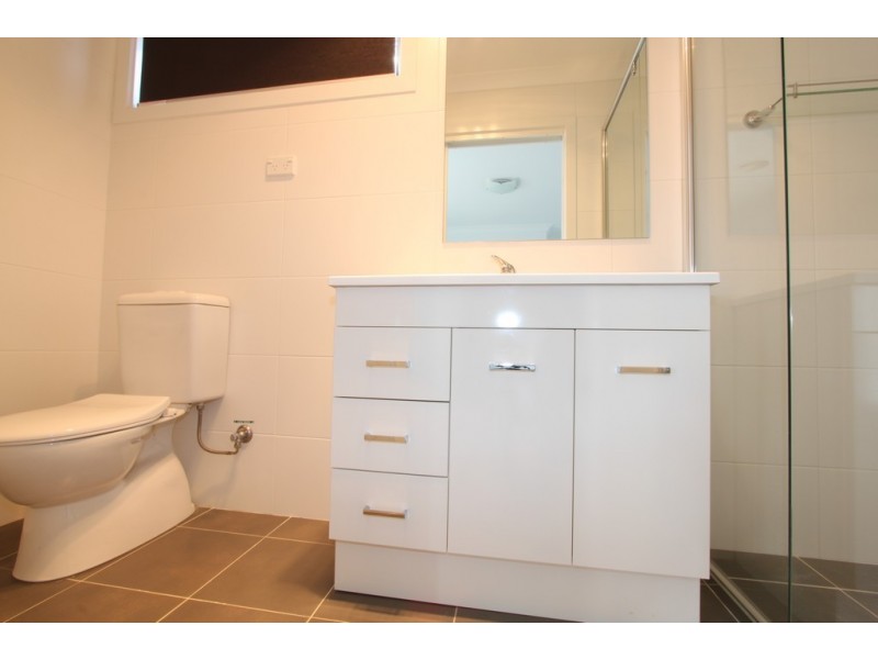 8/19-21 Henderson Road, Queanbeyan NSW 2620