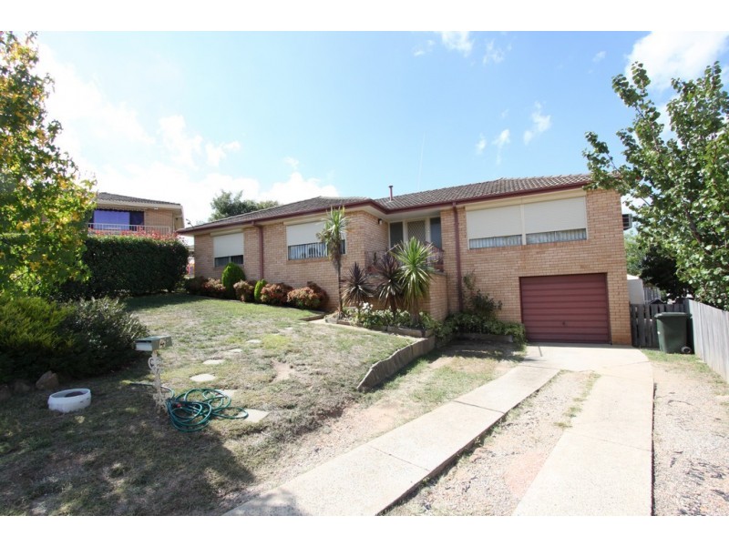 4 Veronica Place, Queanbeyan NSW 2620
