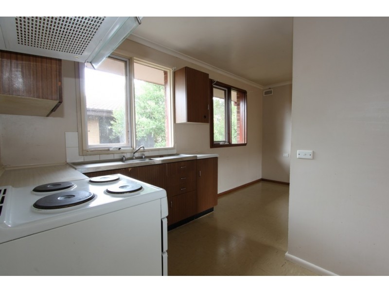 10 Eugenia Street, Queanbeyan NSW 2620