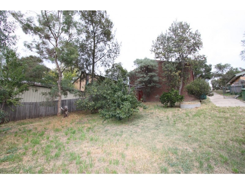 10 Eugenia Street, Queanbeyan NSW 2620