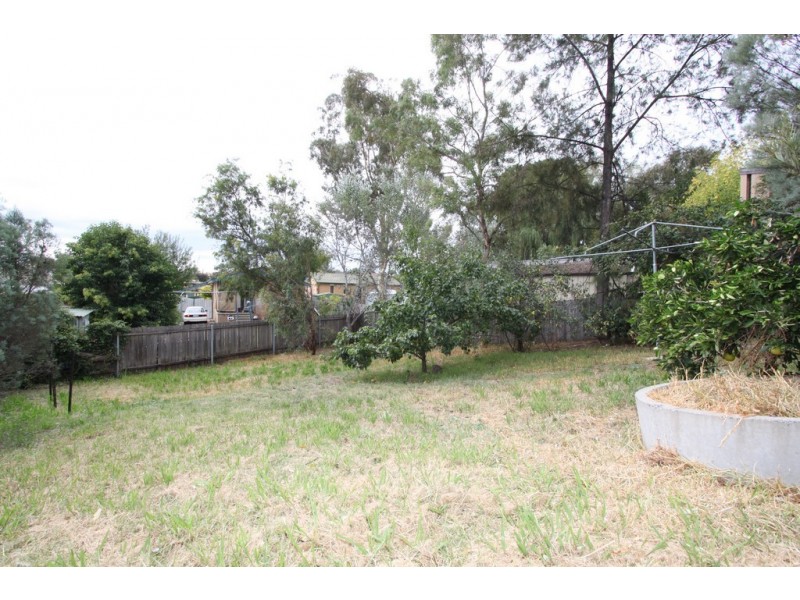 10 Eugenia Street, Queanbeyan NSW 2620