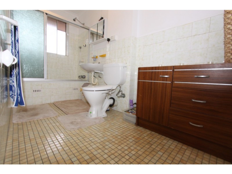 9/15 Crest Road, Queanbeyan NSW 2620