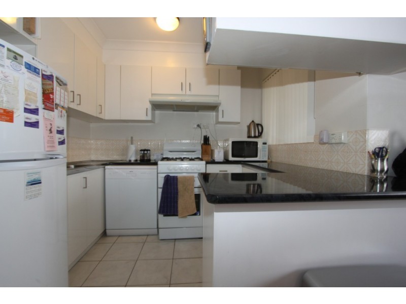 9/15 Crest Road, Queanbeyan NSW 2620