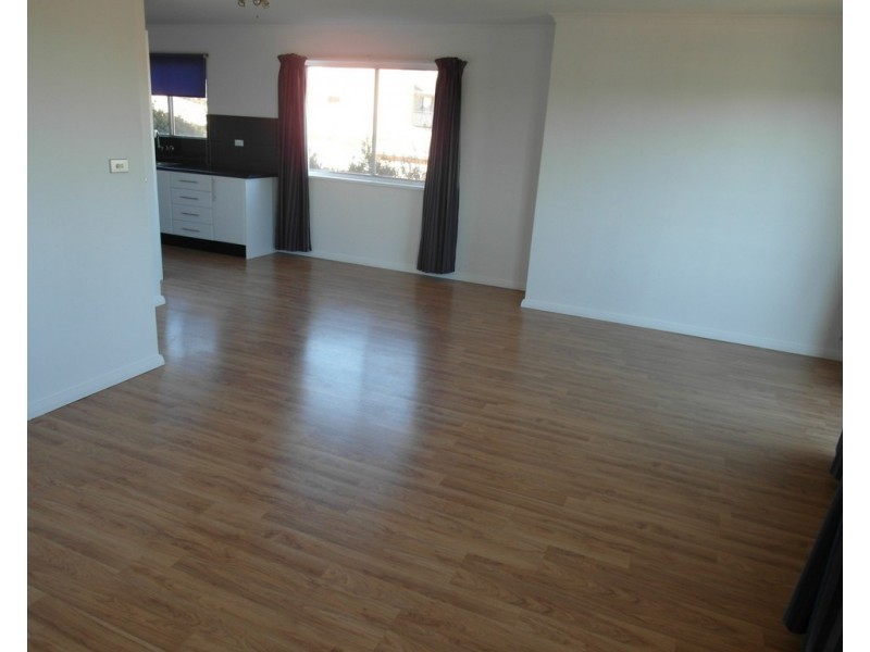 13/3-5 Davison Street, Queanbeyan NSW 2620