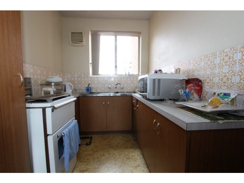 8/11-13 McKeahnie Street, Queanbeyan NSW 2620