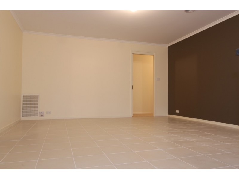 19 Tooroonga Crescent, Jerrabomberra NSW 2619