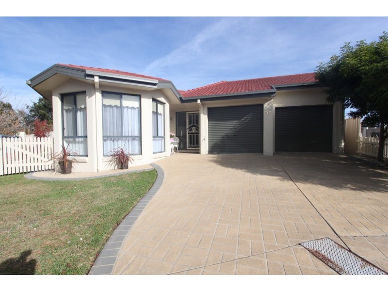 46 Bayside Court, Jerrabomberra NSW 2619