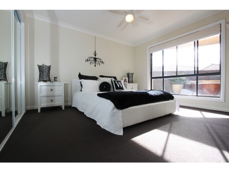 46 Bayside Court, Jerrabomberra NSW 2619