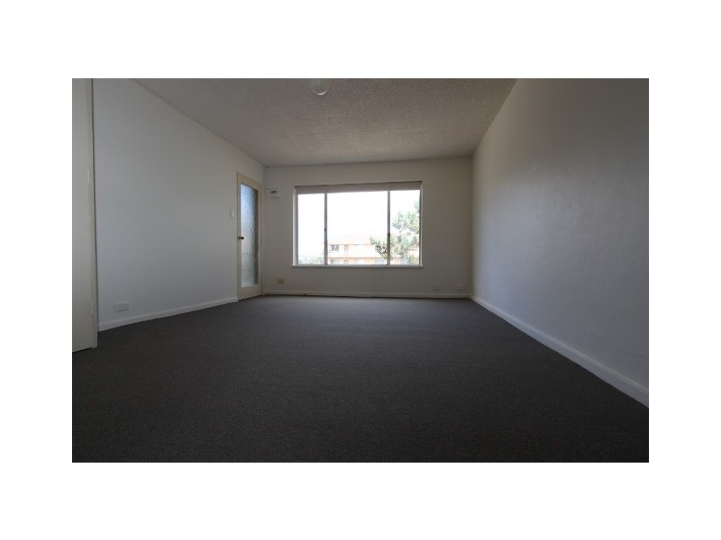2/2 Velacia Place, Queanbeyan NSW 2620