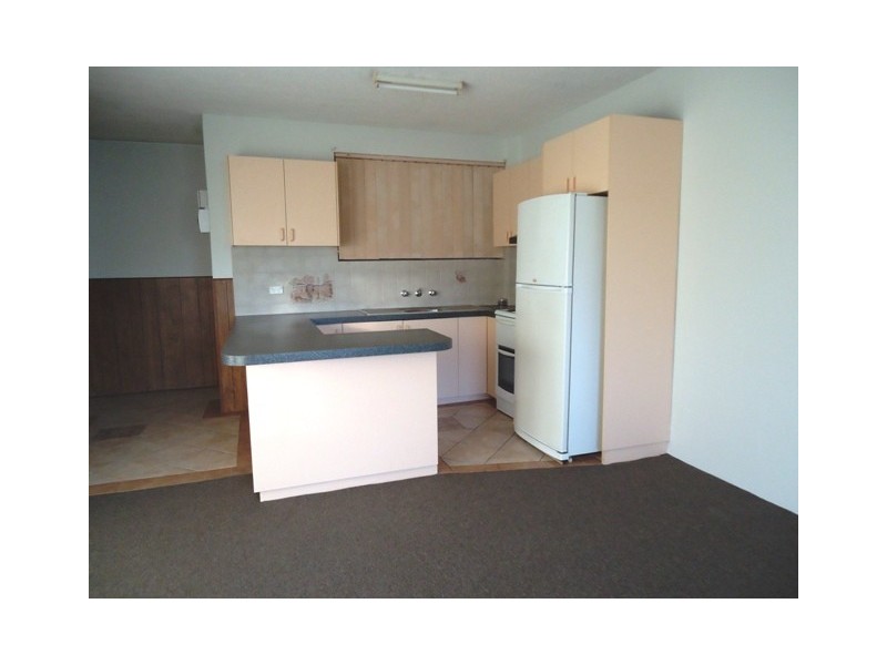 12/74 Collett Street, Queanbeyan NSW 2620