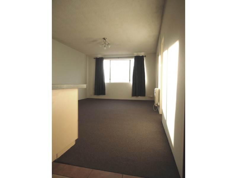 12/74 Collett Street, Queanbeyan NSW 2620