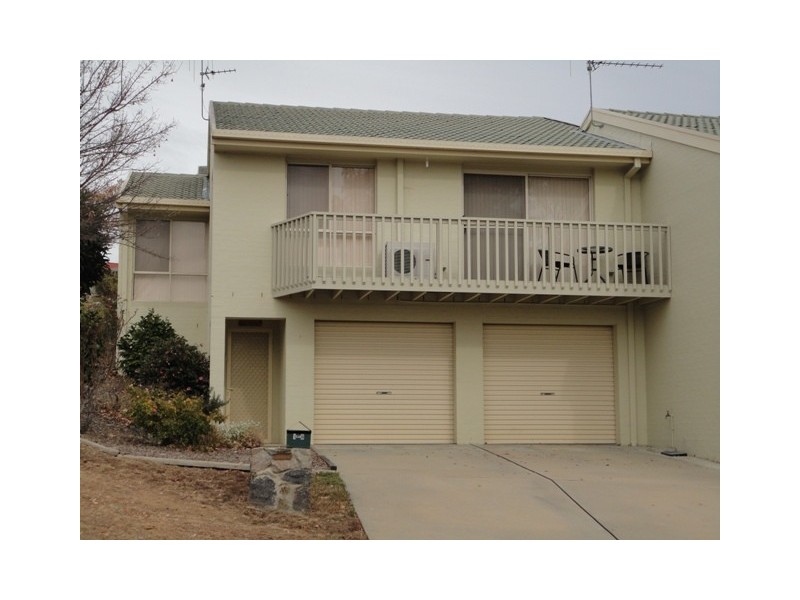 1/8 Kenny Place, Queanbeyan NSW 2620