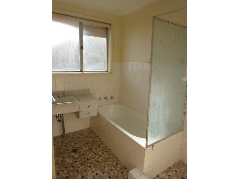 120 Munro Road, Queanbeyan NSW 2620