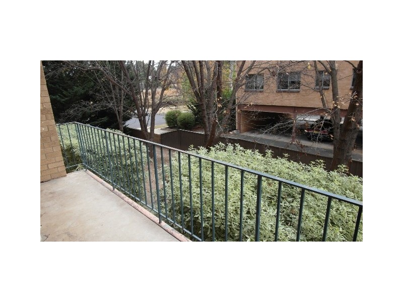 4/50 Trinculo Place, Queanbeyan NSW 2620