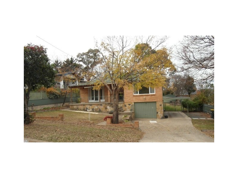 70 Agnes Avenue, Queanbeyan NSW 2620
