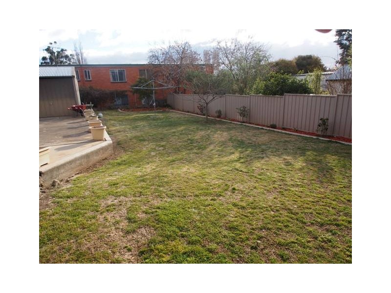 31 Molonglo Street, Queanbeyan NSW 2620