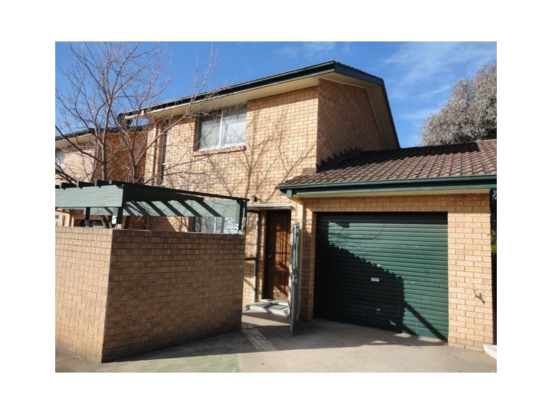 1/1 Gerald Street, Queanbeyan NSW 2620