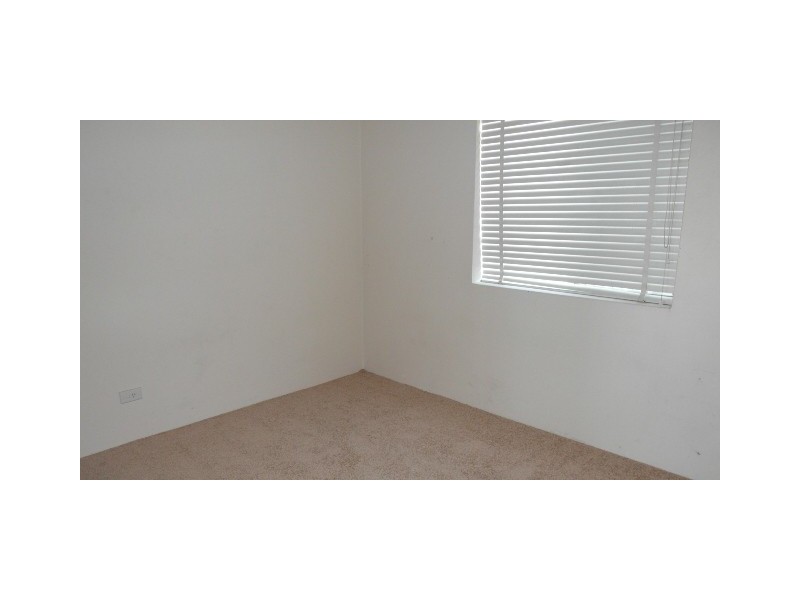 22/34 Mowatt Street, Queanbeyan NSW 2620