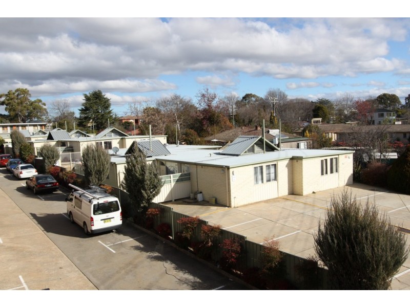 8/126 Henderson Road, Queanbeyan NSW 2620