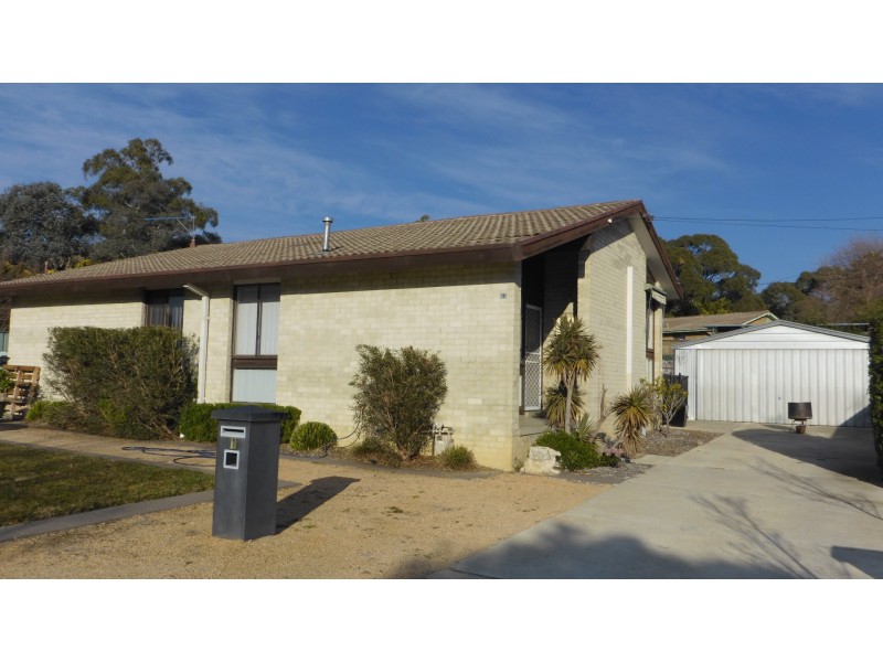1 Moseley Place, Kambah ACT 2902