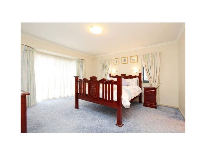 7 Kalang Place, Jerrabomberra NSW 2619