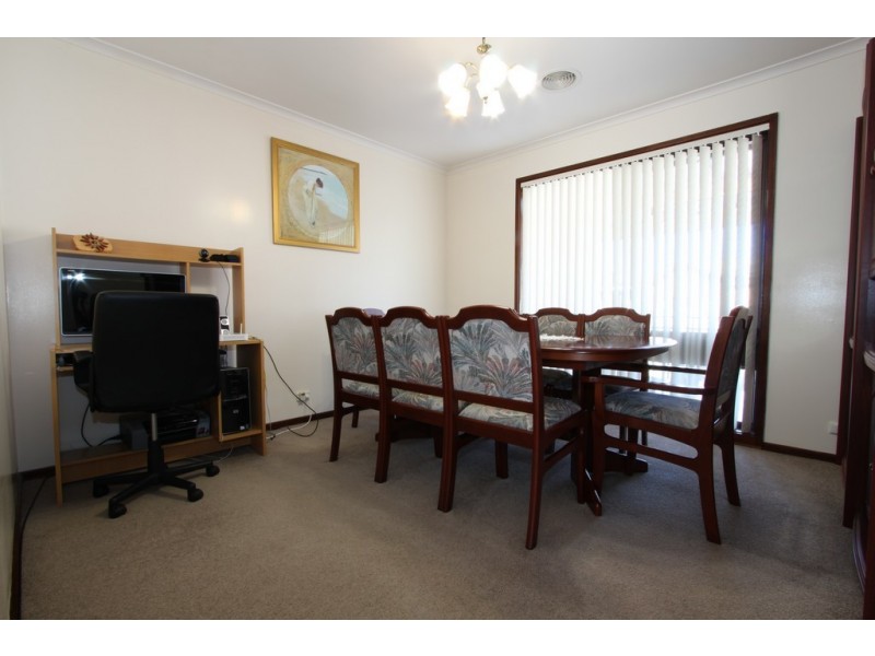 26 Hakea Street, Queanbeyan NSW 2620