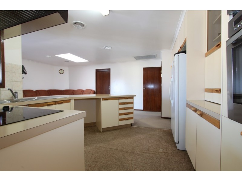 26 Hakea Street, Queanbeyan NSW 2620