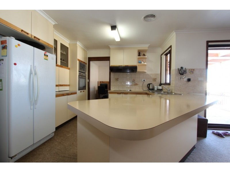 26 Hakea Street, Queanbeyan NSW 2620