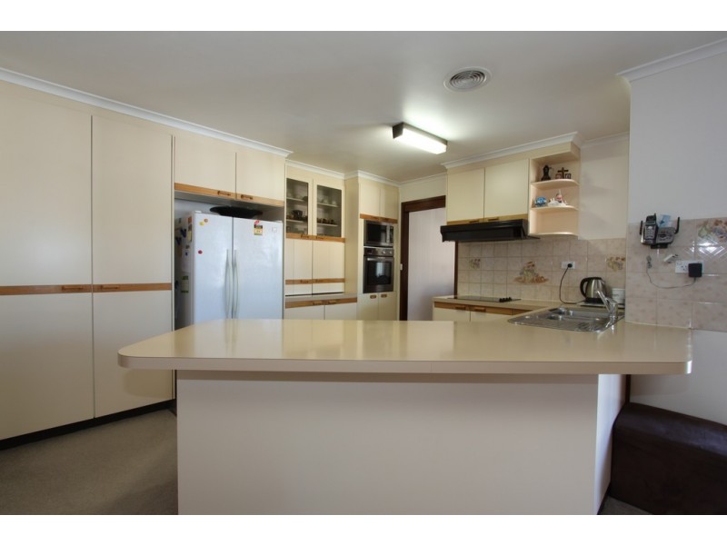 26 Hakea Street, Queanbeyan NSW 2620