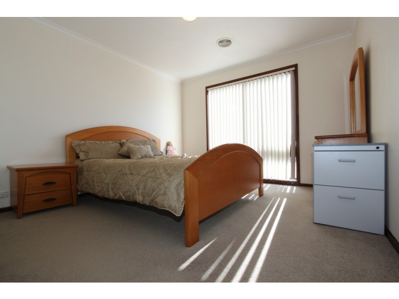 26 Hakea Street, Queanbeyan NSW 2620