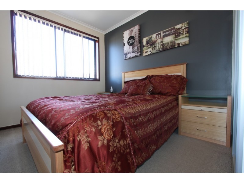 26 Hakea Street, Queanbeyan NSW 2620