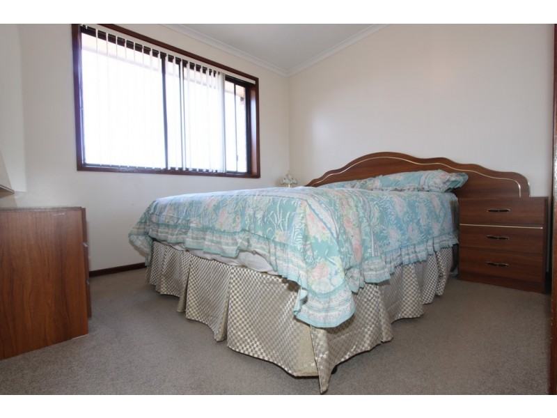 26 Hakea Street, Queanbeyan NSW 2620