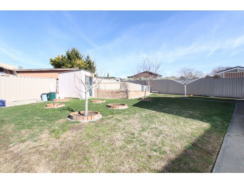 26 Hakea Street, Queanbeyan NSW 2620