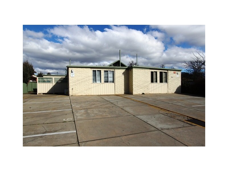 8/126 Henderson Road, Queanbeyan NSW 2620
