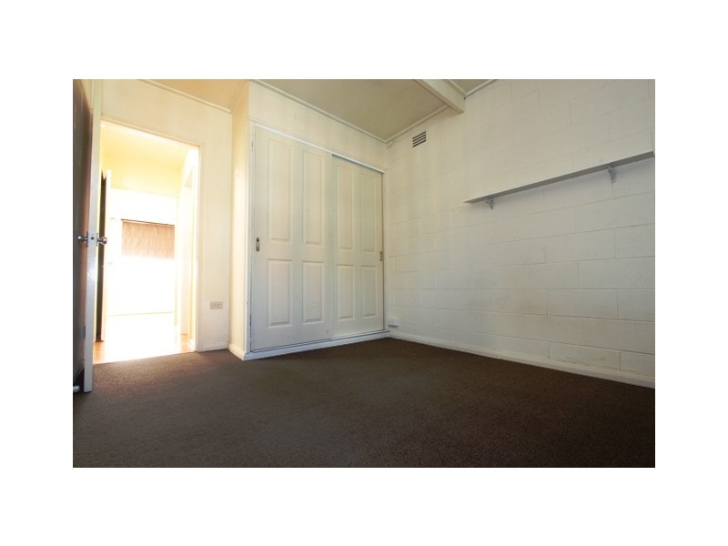 8/126 Henderson Road, Queanbeyan NSW 2620
