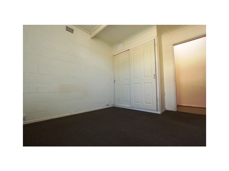 8/126 Henderson Road, Queanbeyan NSW 2620