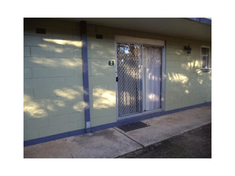 2/10 Waniassa Street, Queanbeyan East NSW 2620