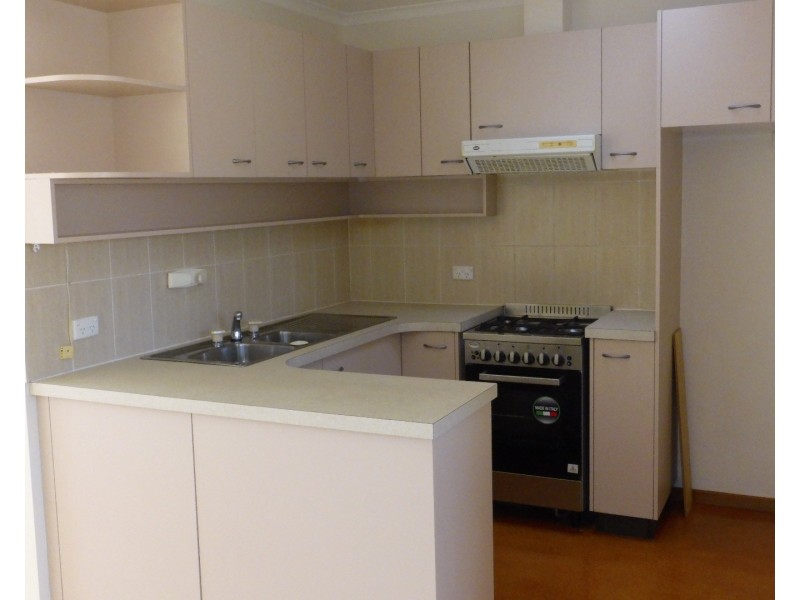 22/27 Elm Way, Jerrabomberra NSW 2619