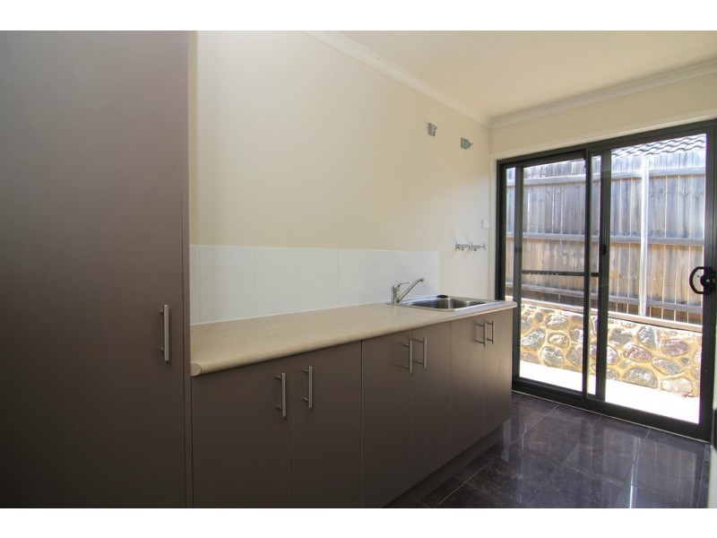 10 Allambee Street, Jerrabomberra NSW 2619