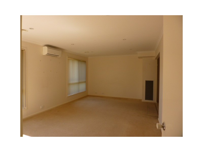 3/20 Broughton Place, Queanbeyan NSW 2620