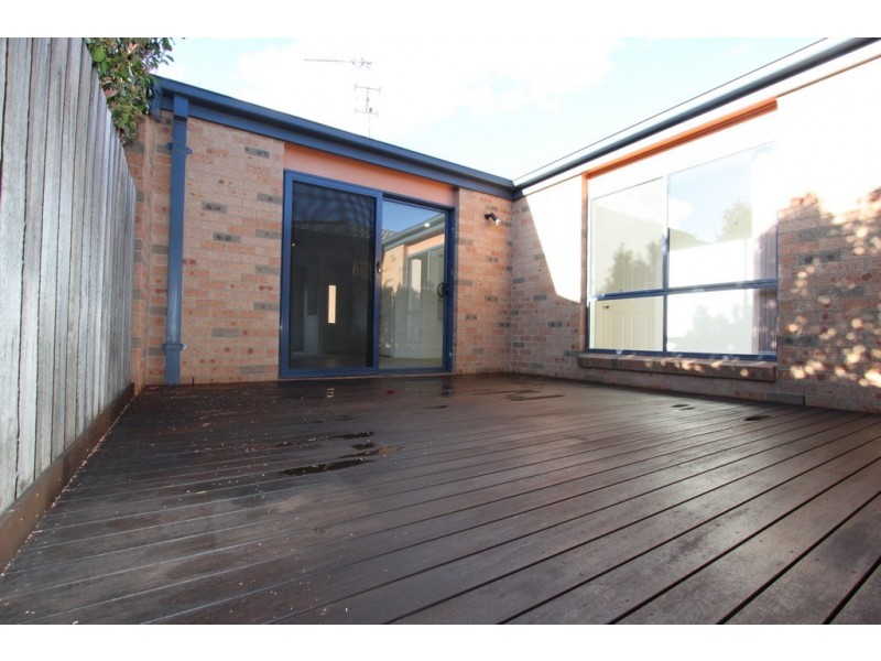 4/11 Yass Road, Queanbeyan NSW 2620