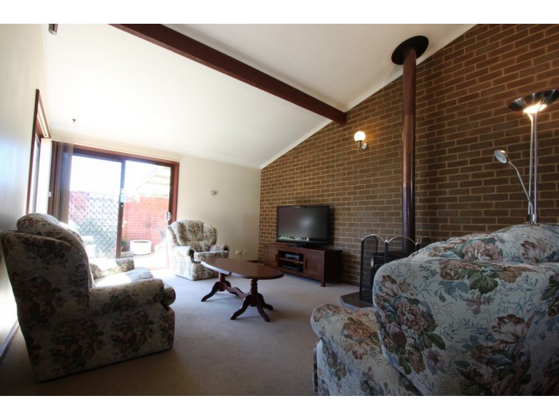 3/45 Christopher Crescent, Queanbeyan NSW 2620