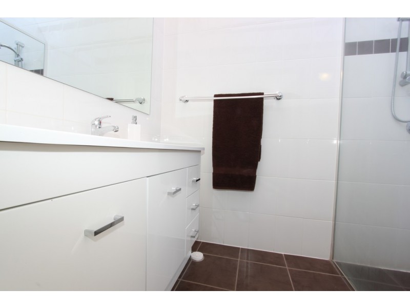 3/45 Christopher Crescent, Queanbeyan NSW 2620