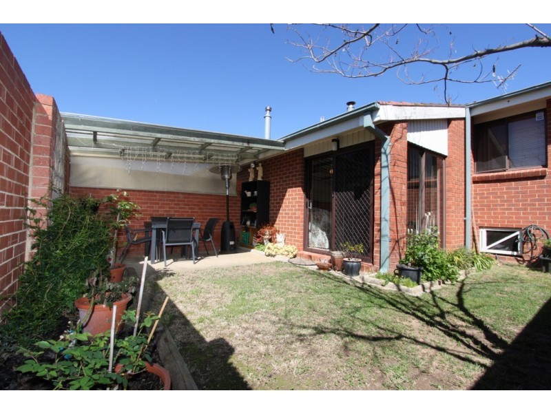 3/45 Christopher Crescent, Queanbeyan NSW 2620