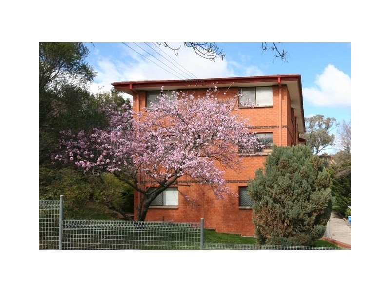 7/5 Mowatt Street, Queanbeyan NSW 2620