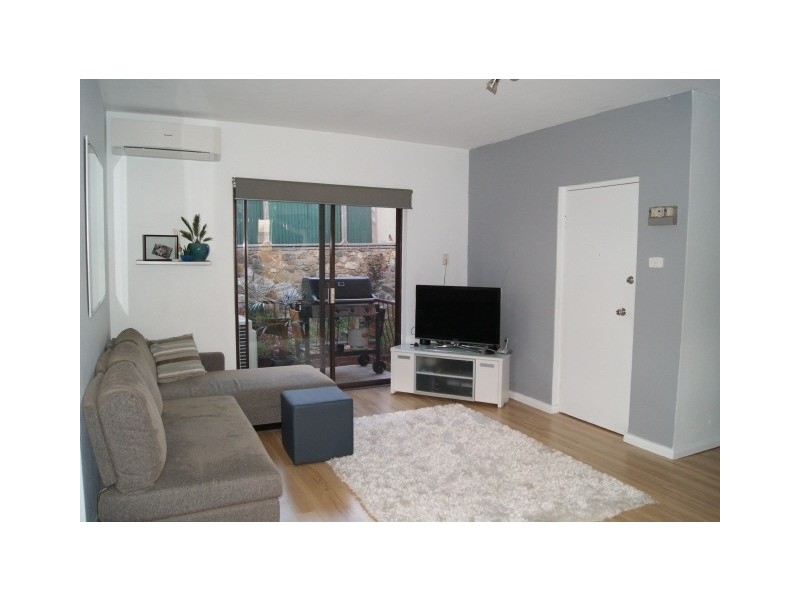 7/5 Mowatt Street, Queanbeyan NSW 2620