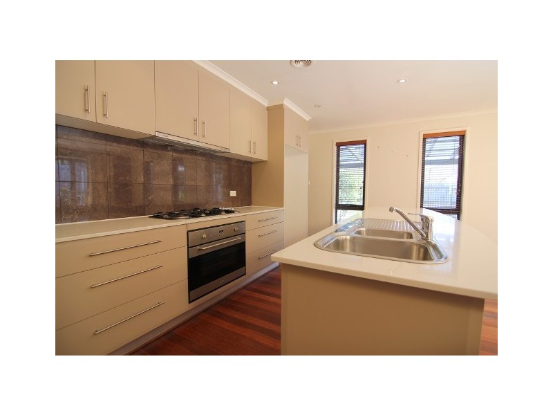 10 Allambee Street, Jerrabomberra NSW 2619