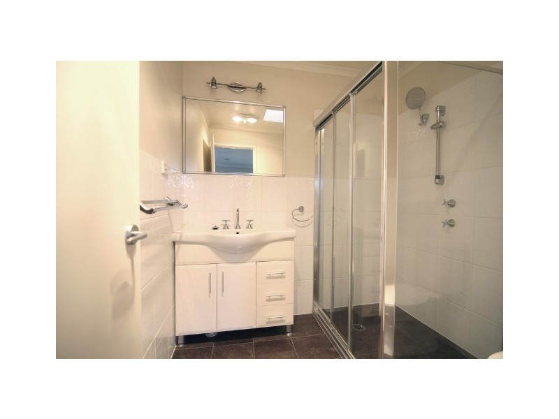10 Allambee Street, Jerrabomberra NSW 2619