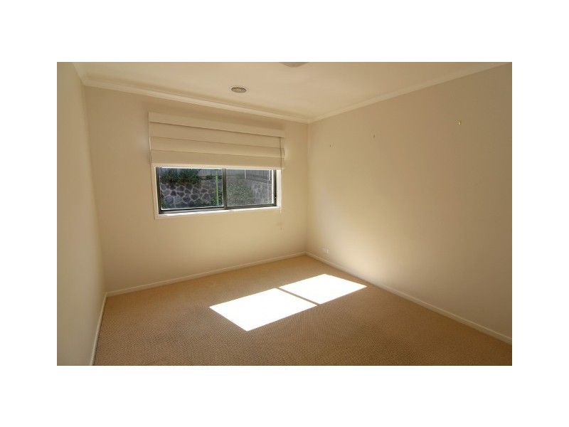 10 Allambee Street, Jerrabomberra NSW 2619
