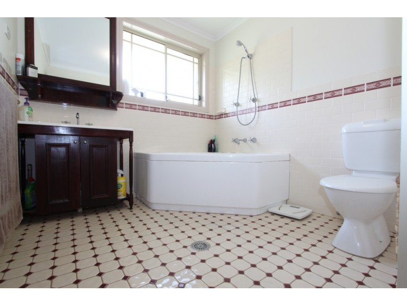 1 Kenny Place, Queanbeyan NSW 2620